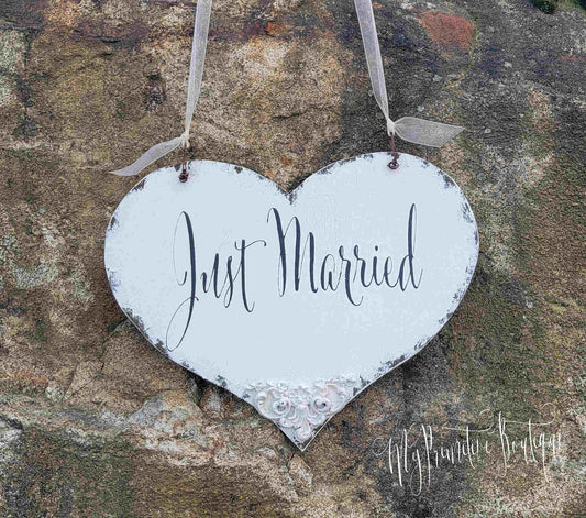 Rustic Just Married heart sign hanging with ribbon wedding décor