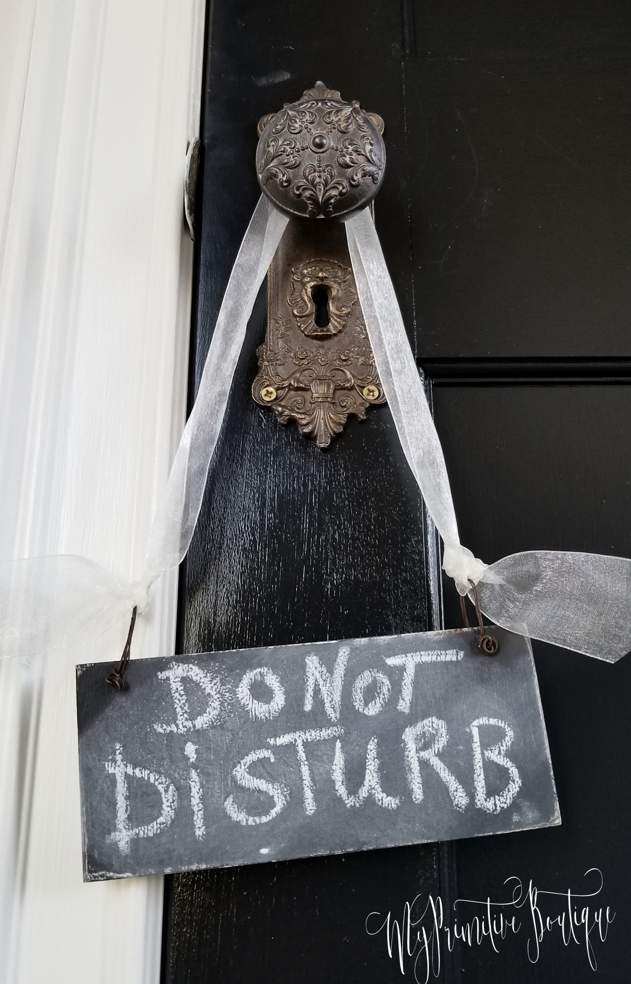 Rustic Just Married photo prop with reversible chalkboard